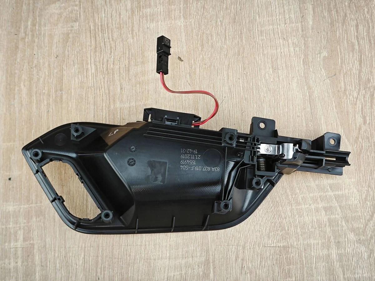Poignée intérieure éclairée Audi Q3 F3 Gauche image 3