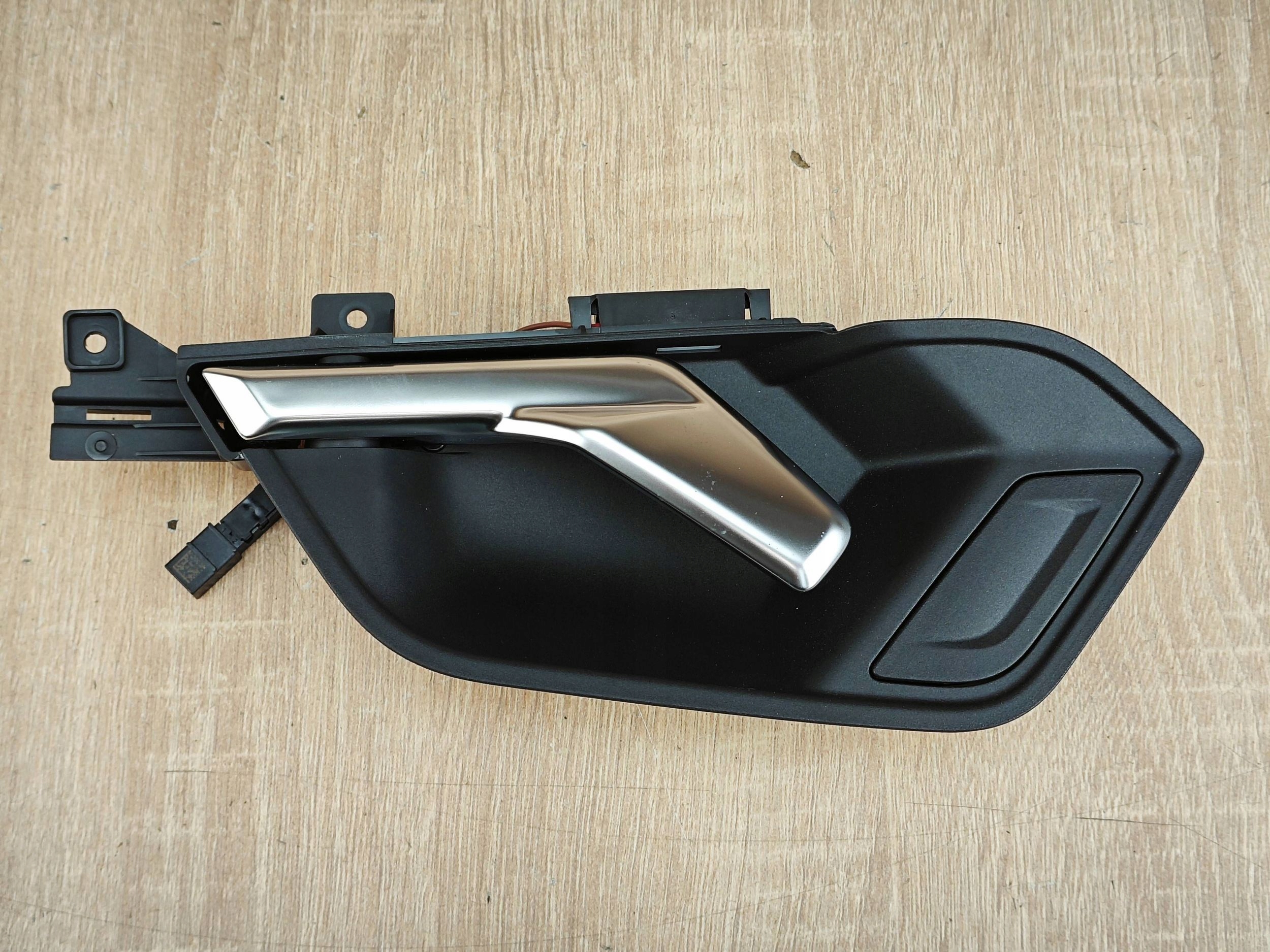 Interieurhandgreep Audi Q3 F3 Verlicht Links image 2