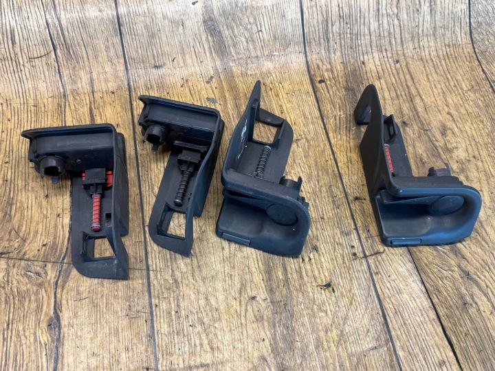 AUDI A4 B6 B7 A6 C6 REAR SEAT BACK LOCK SOUL BLACK 8E0885879