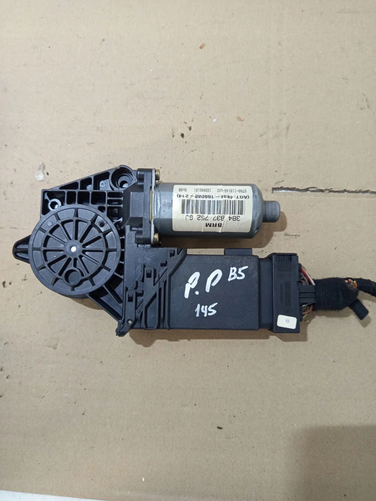 Fensterheber Motor Rechts Vorne VW Passat B5