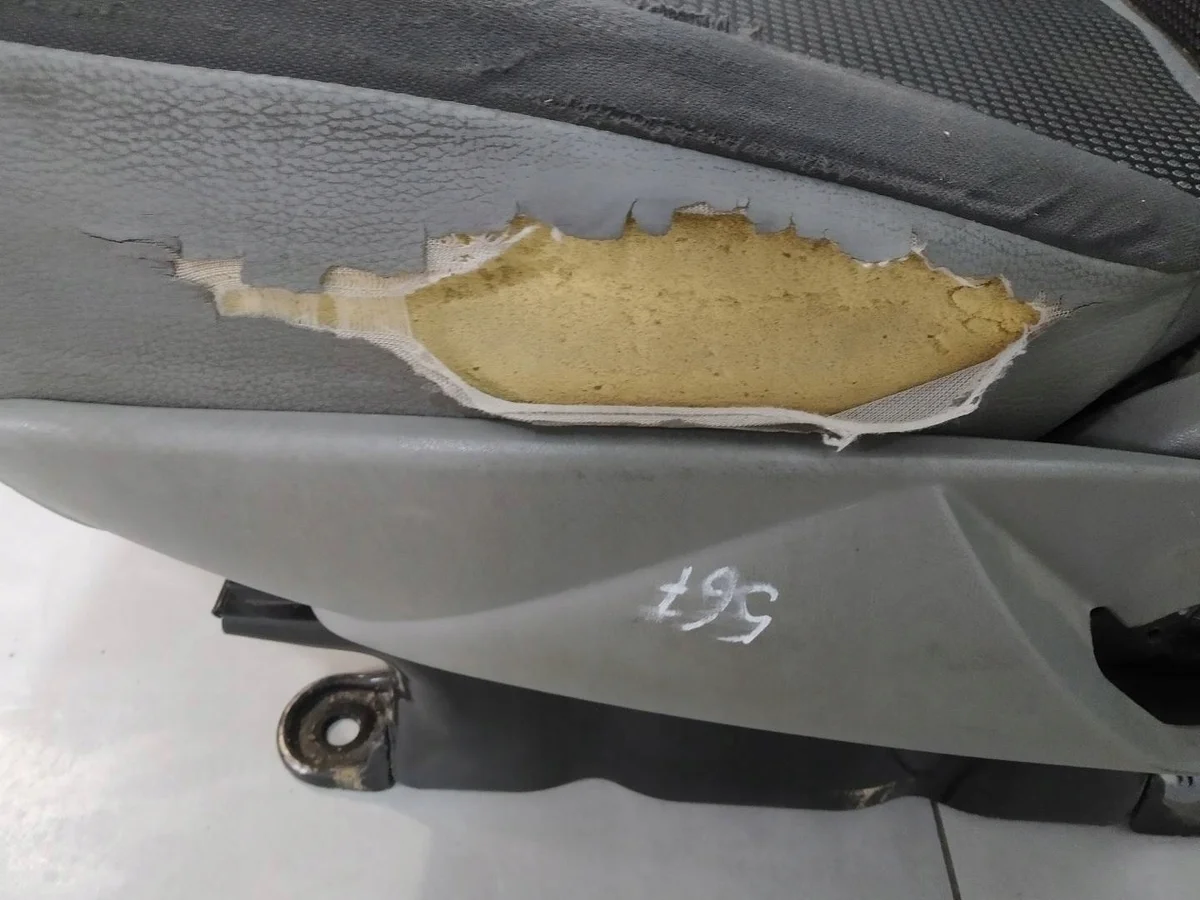 Etumatkustajan istuin Opel Vivaro A Trafic II image 9