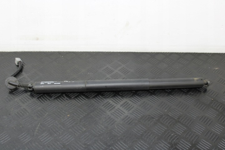 Teleskooppitoimilaite takaluukku 68231345AC JEEP CHEROKEE KL