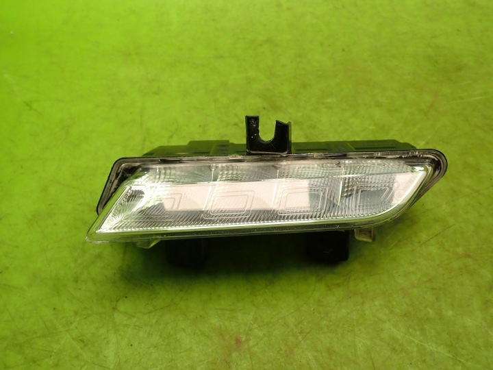 RENAULT CLIO IV halogeeni vasen 266059367R
