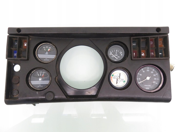 Instrument cluster housing A1066691