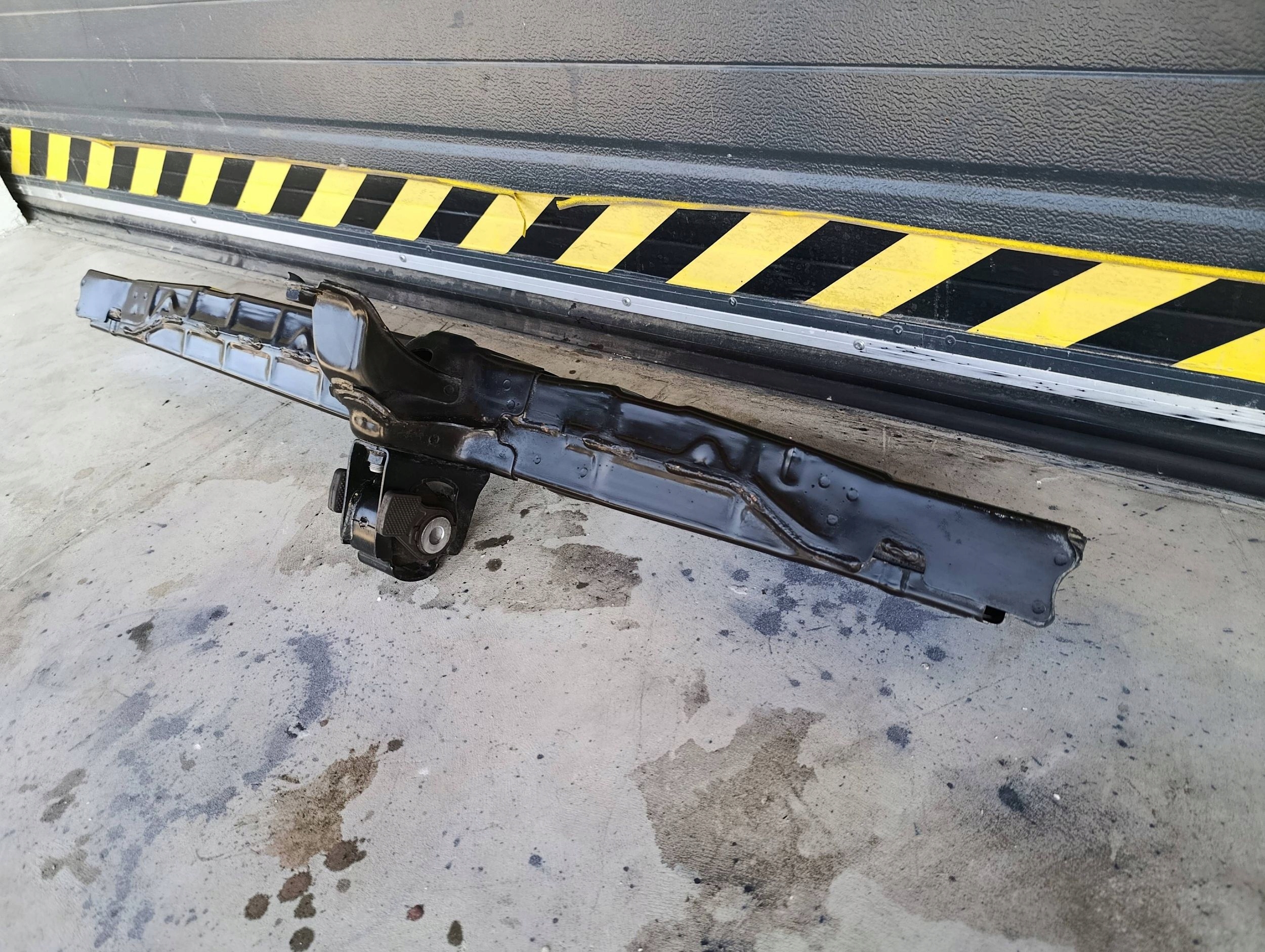 Motorsteunbalk Toyota RAV4 IV lift 2.5 hybride image 4