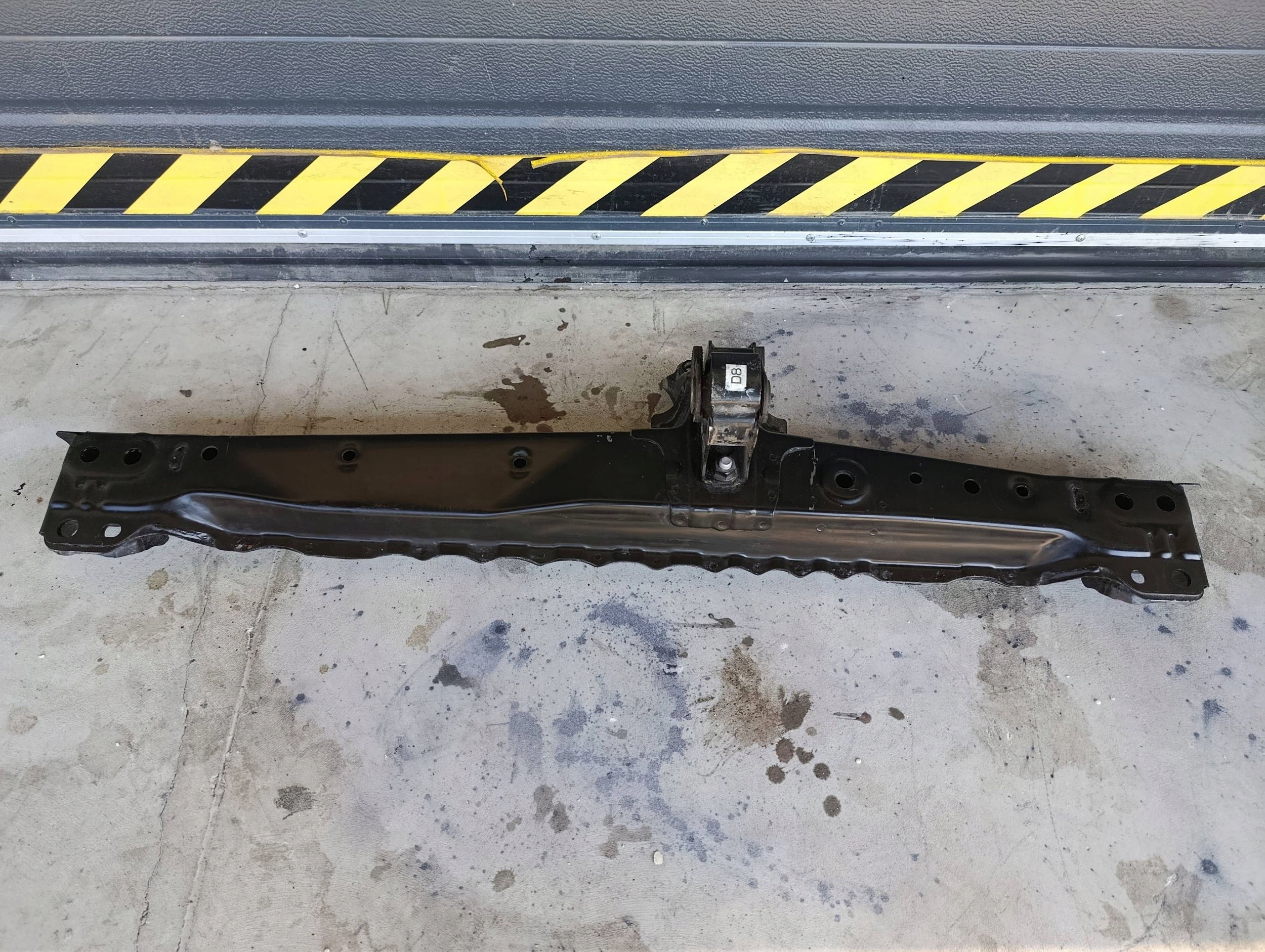 Motorsteunbalk Toyota RAV4 IV lift 2.5 hybride image 5