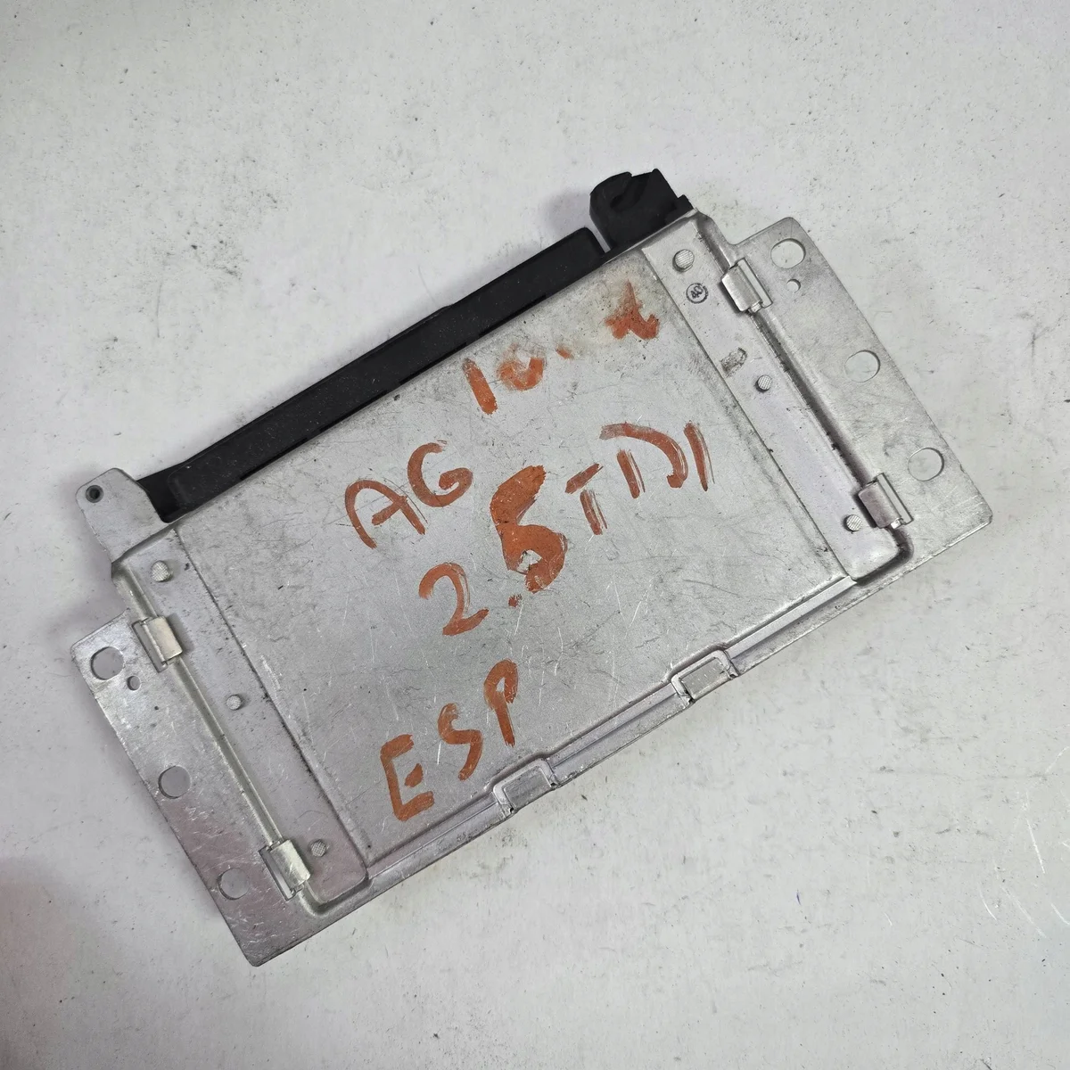 Audi A6 C5 Control Module 8D0907389D image 3