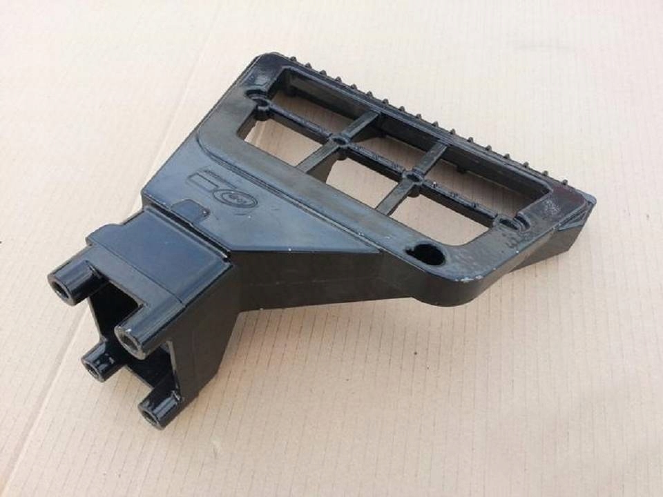 DAF XF 105 95 Lower Step Base image 3