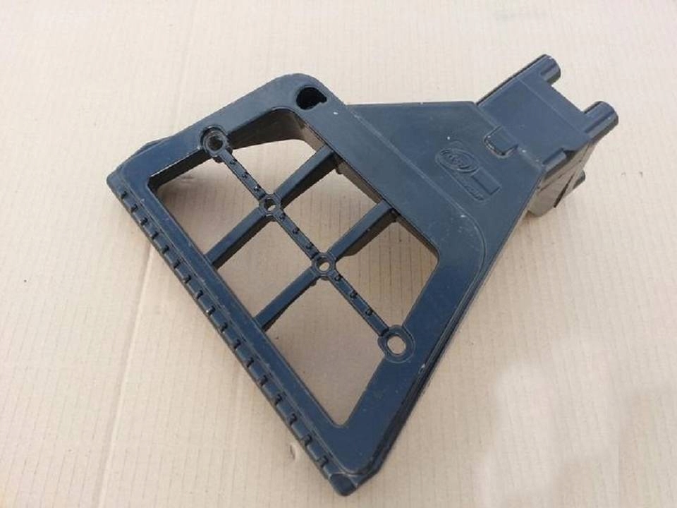 DAF XF 105 95 Lower Step Base image 4