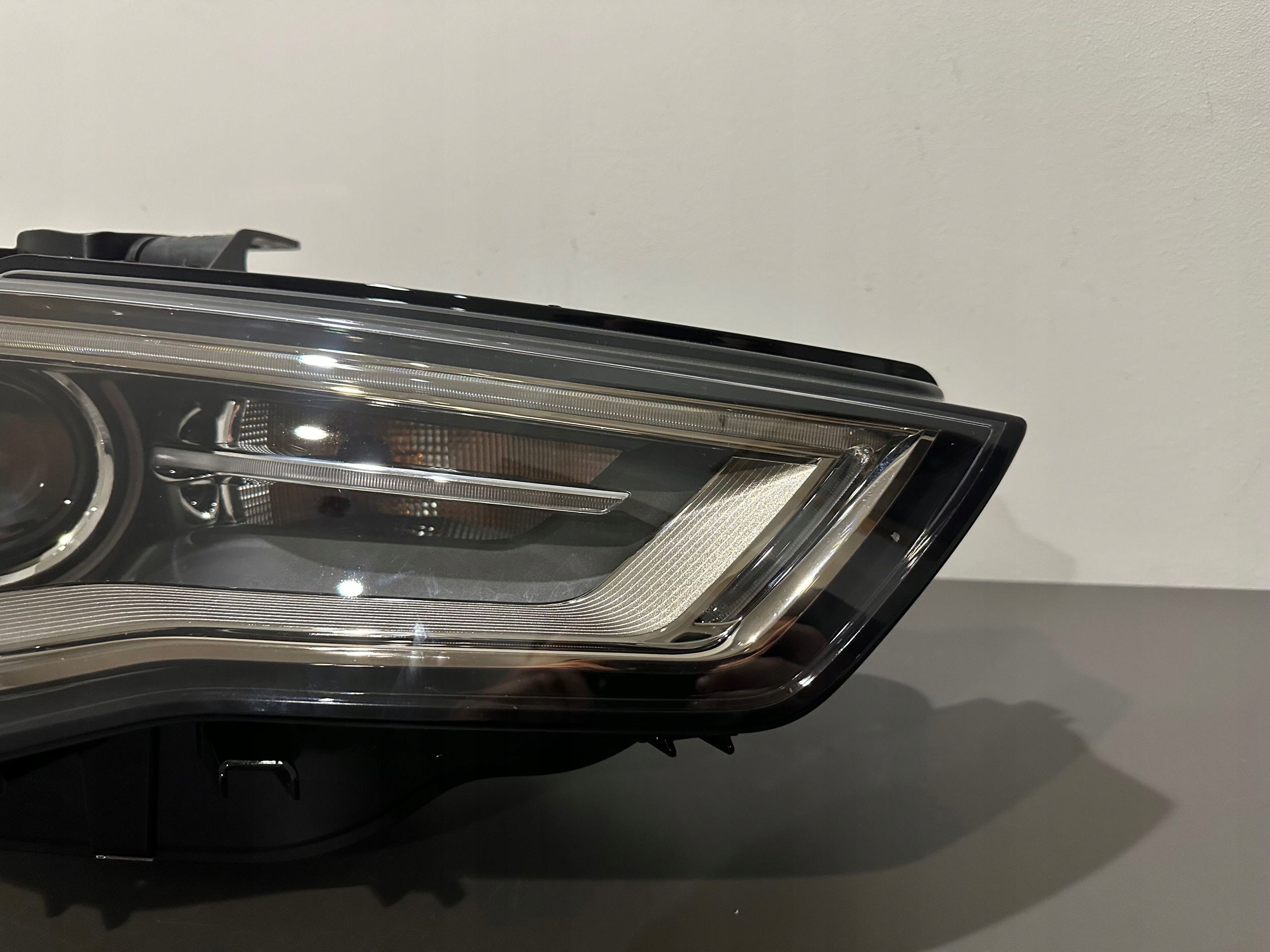 AUDI A3 8V Lâmpada Direita Full LED Europa 8V0941044M image 3