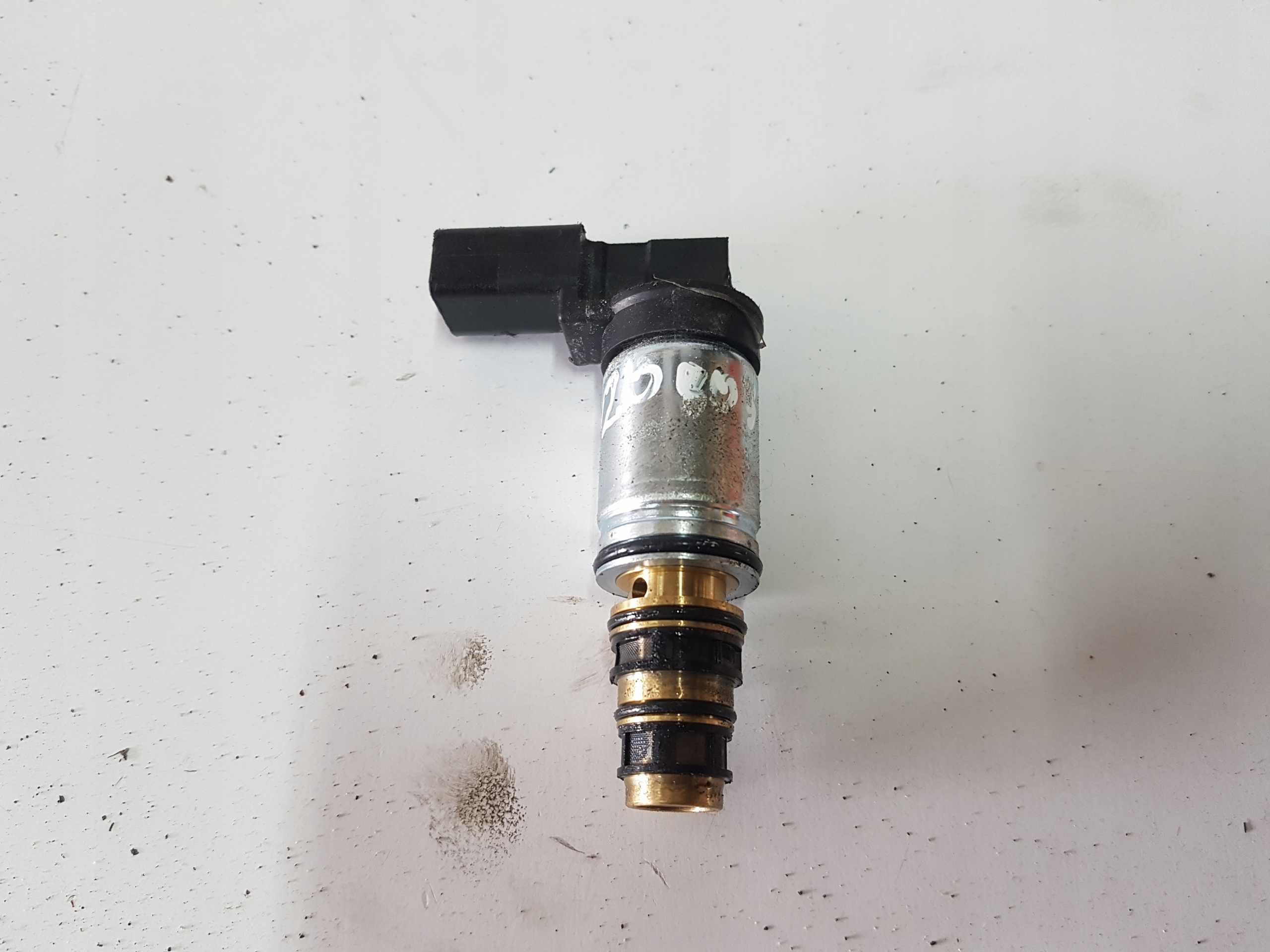 Airco Compressor 5N0820803A Audi Seat Skoda VW image 3