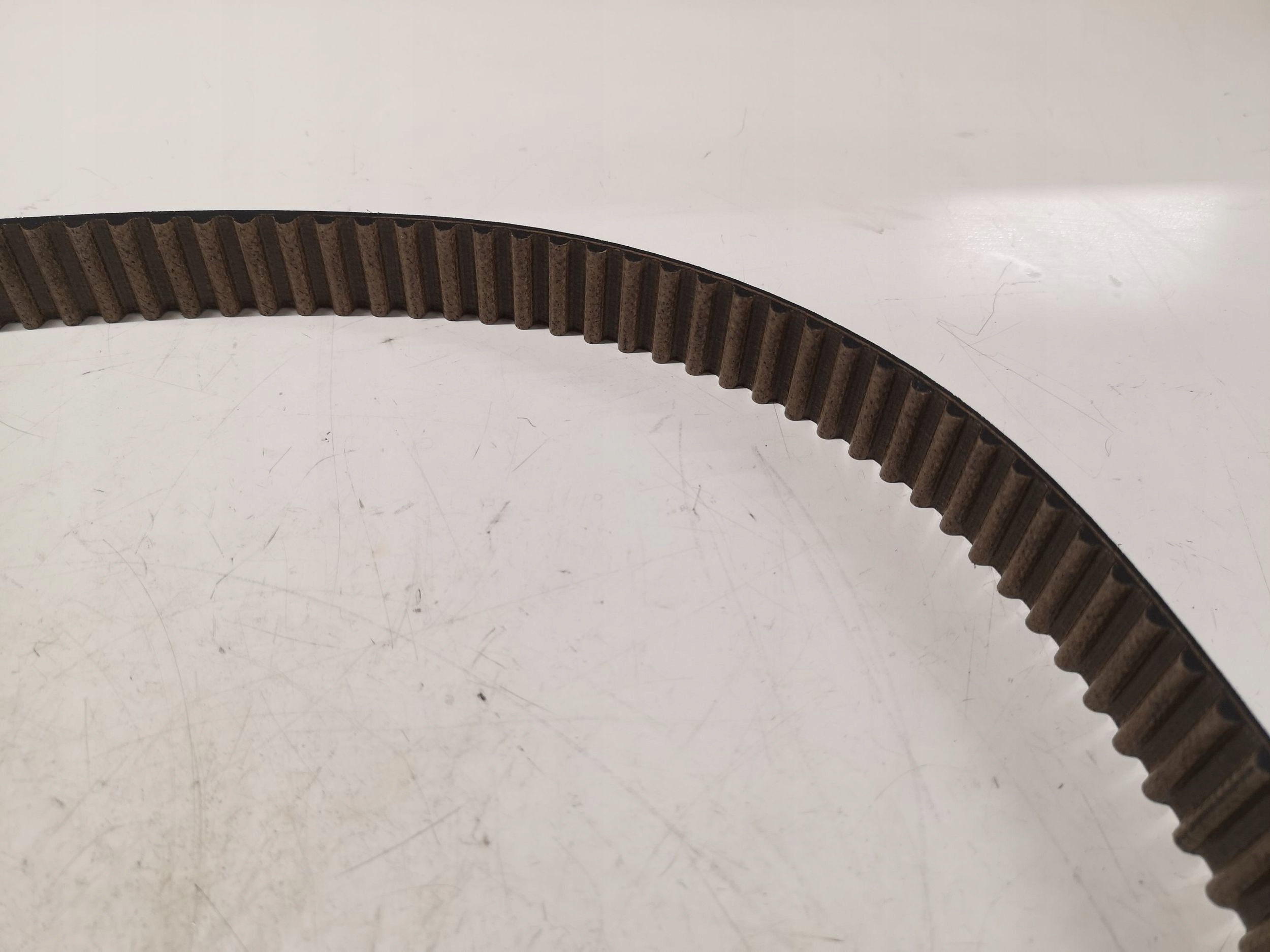 Cinghia Poly-V Volvo OE 31316579 Usata image 3
