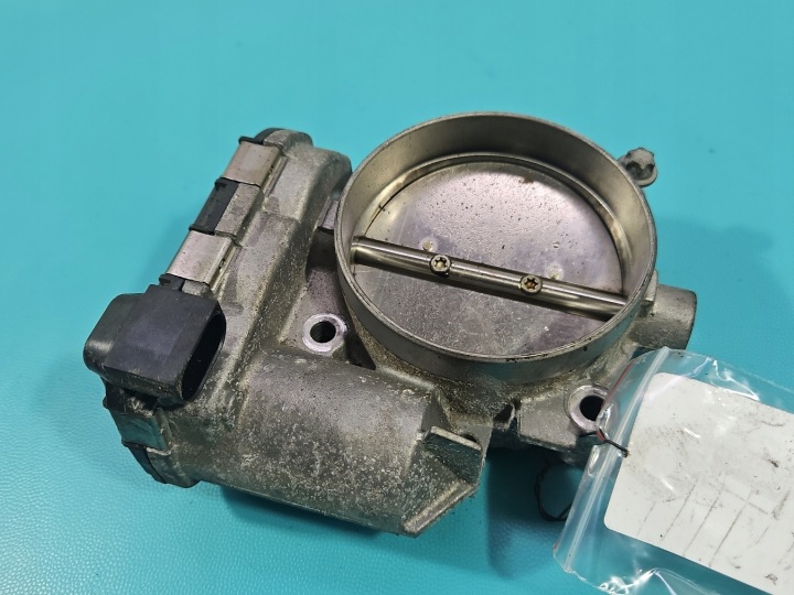 Kuristinläppä Mercedes GL II X166 4,7 V8 278928 A2781410025 0280750514