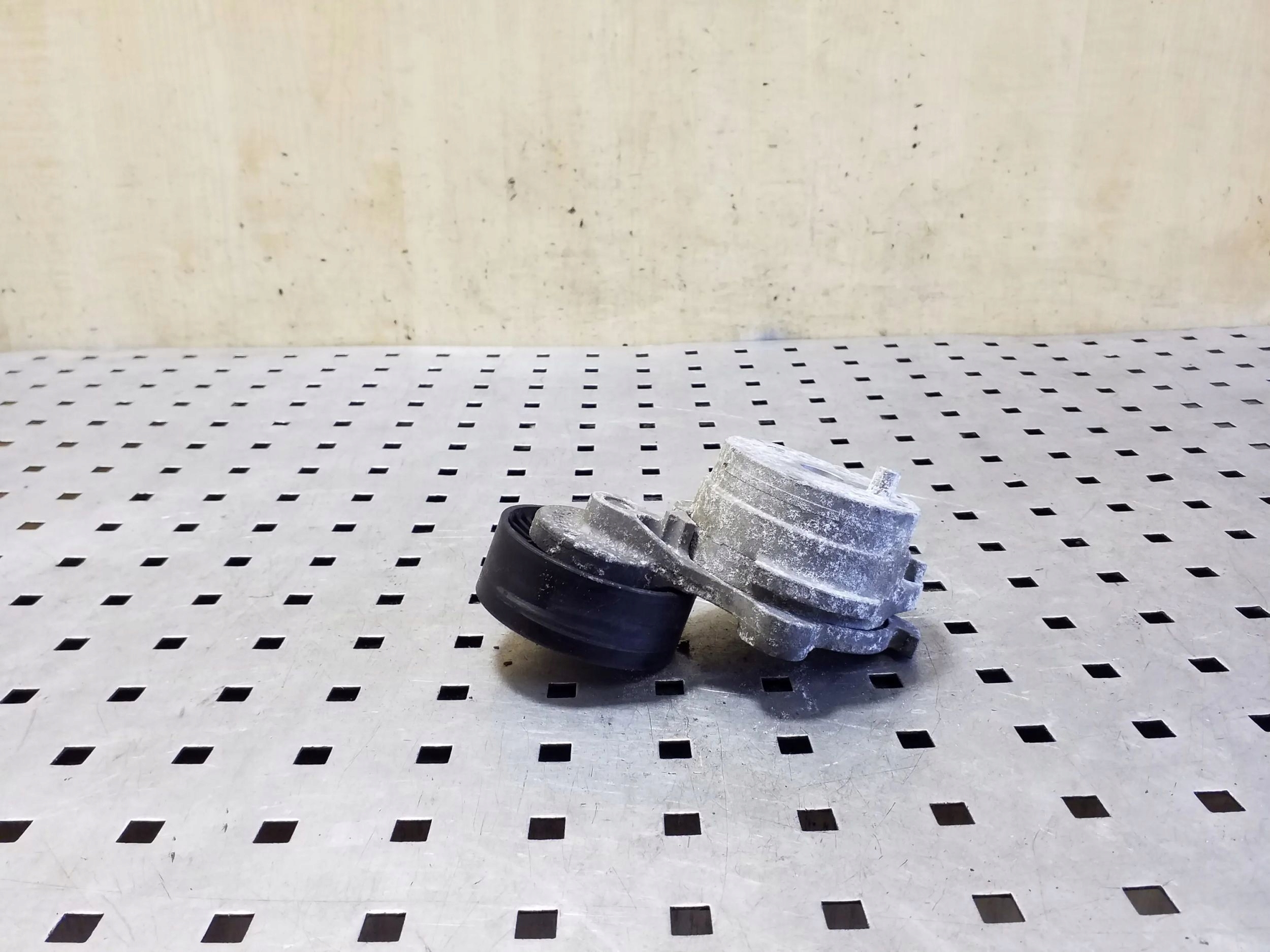 PORSCHE CAYENNE (92A) spanrol alternator 059903133J image 3