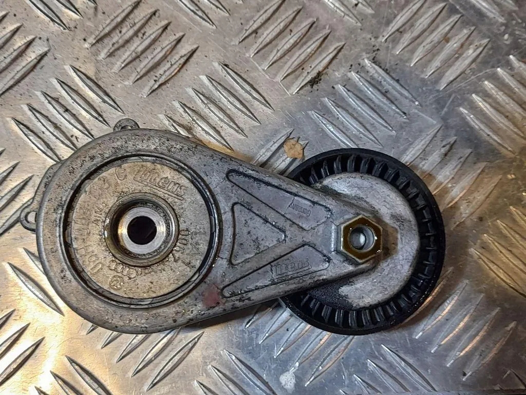 Spanrol alternator Audi Q5 3.2 06H903133G image 2