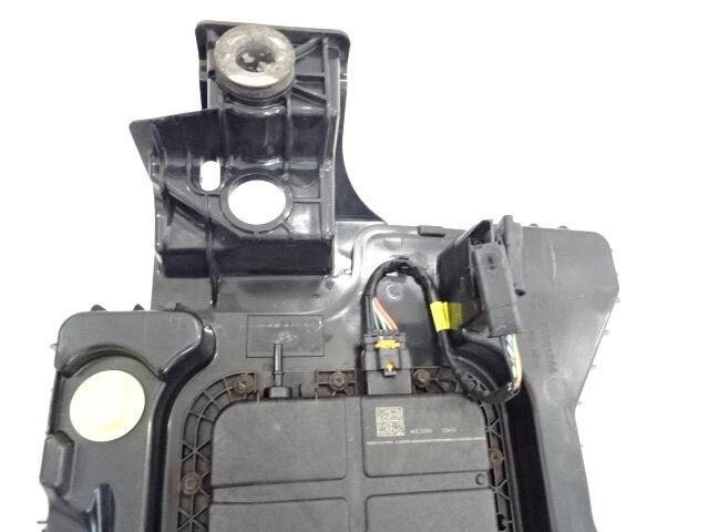 Tanque AdBlue Citroen C4 Spacetourer II 2.0 HDi image 6