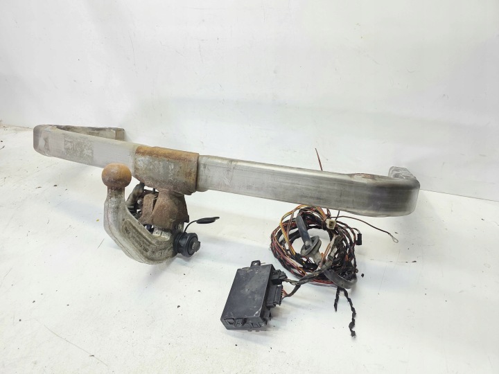 Dragkrok avtagbar AL-KO Audi A4 B7 8E0092155B 8E0800495A