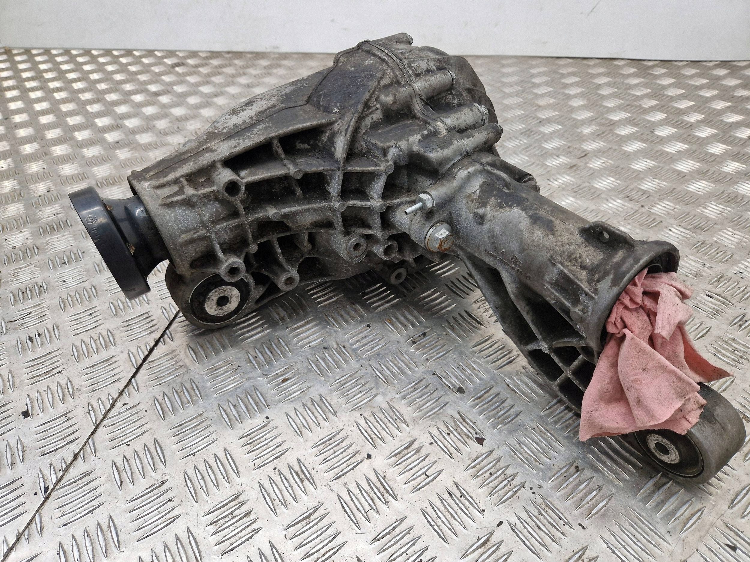 Différentiel avant Mercedes ML W164 4460310034 image 3
