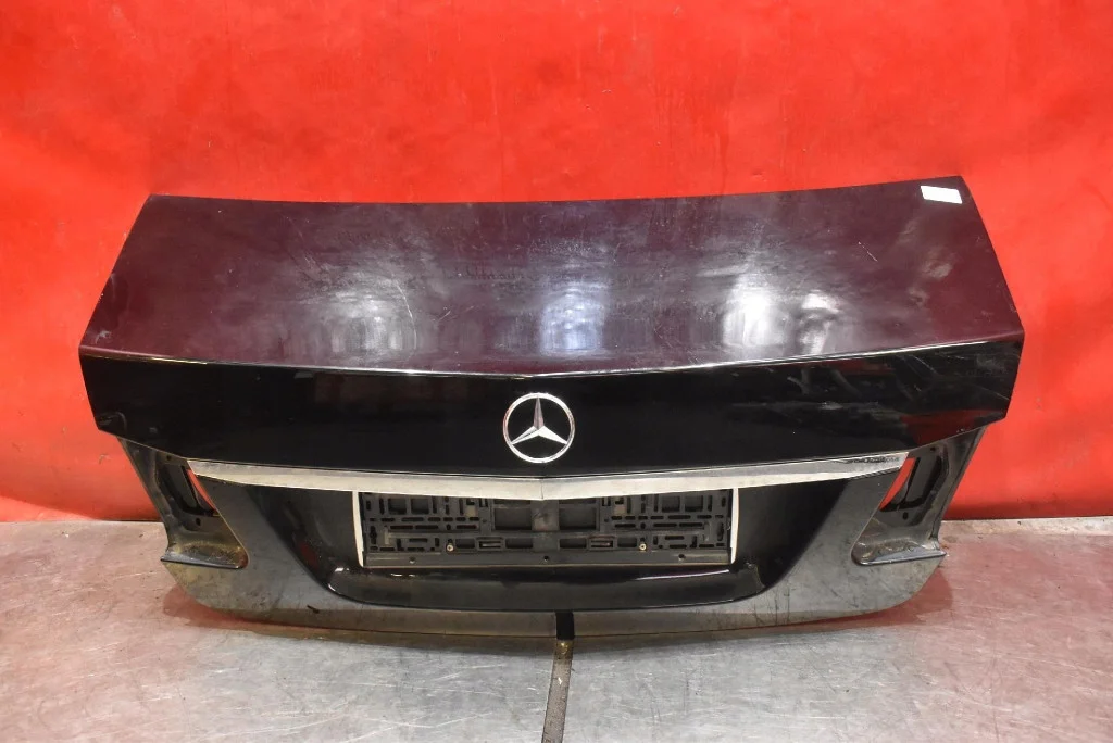 Portón Mercedes E W212 Sedán 2009-2013