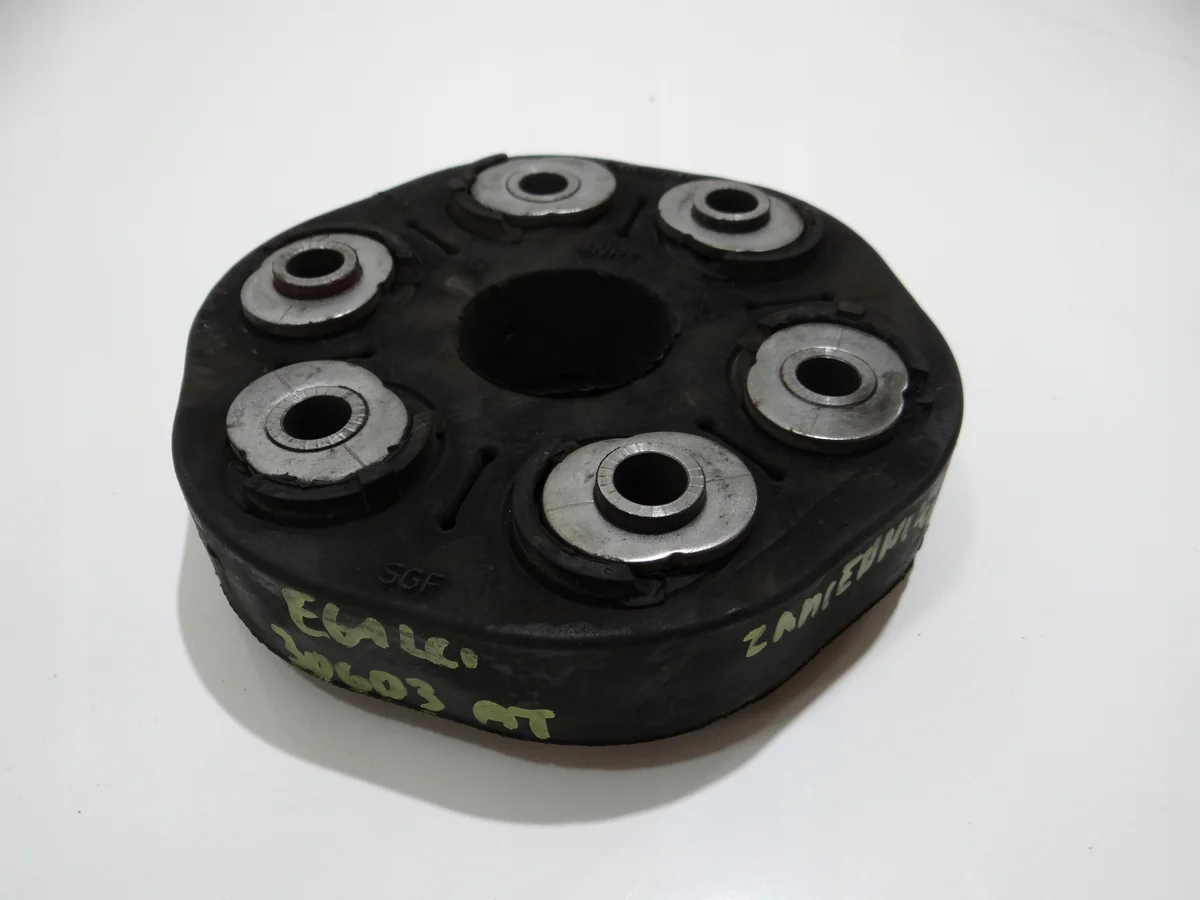 BMW E60 E87 E90 Joint Cardan Caoutchouc 7546425
