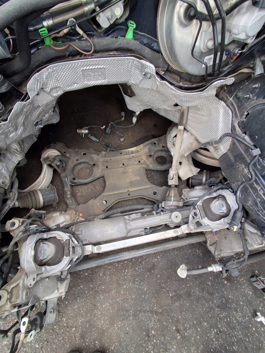 AUDI A6 A7 A8 ohjausvaihde 4M1423105K