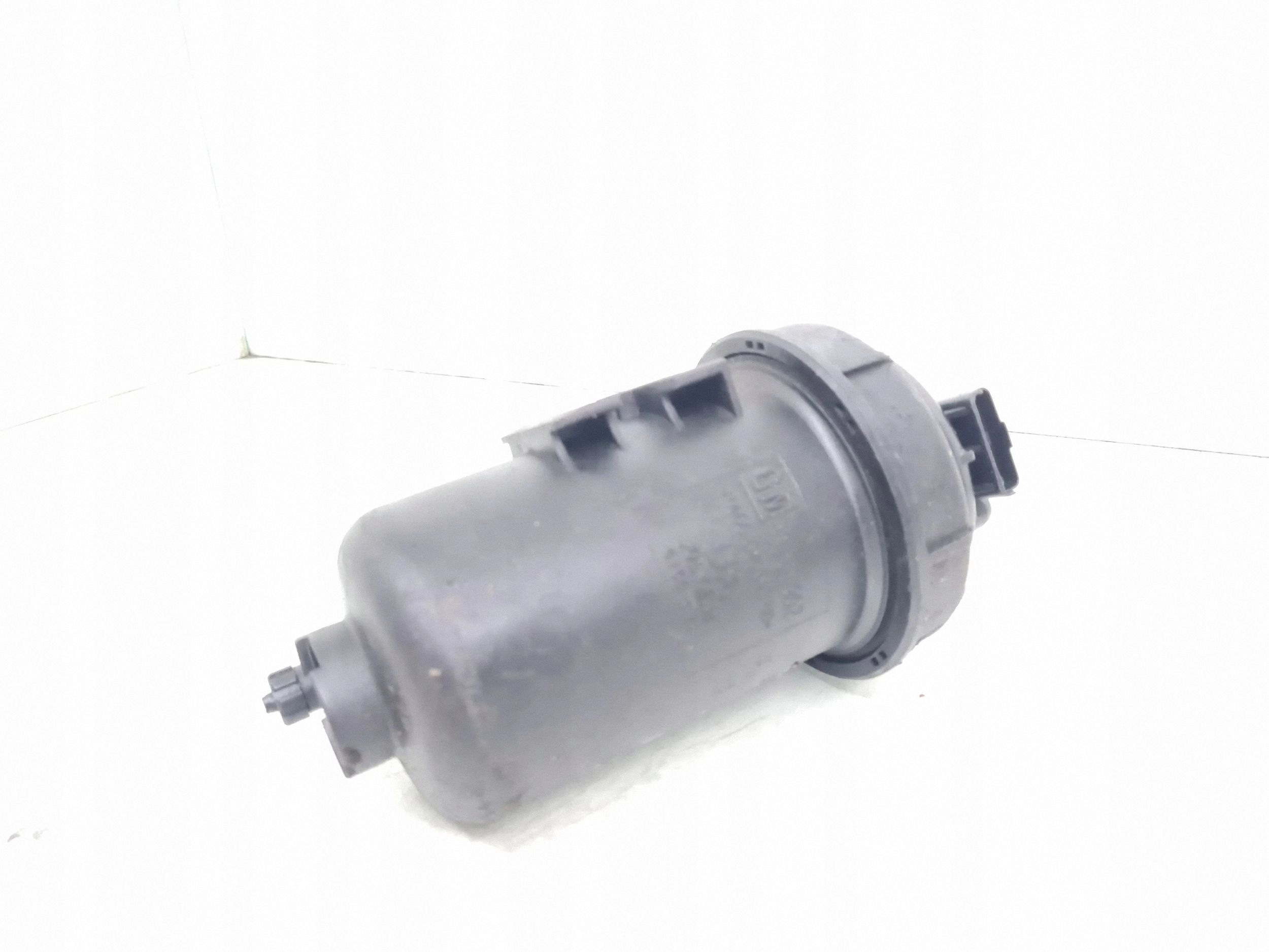 Polttoainesuodattimen kotelo Opel Corsa C 1.3 CDTI 13161902