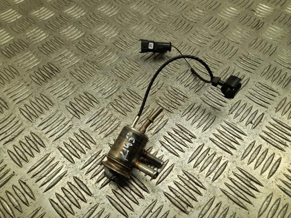 Inyector Land Rover Range Rover Evoque II L551 2023 M8D2-189E3-CB image 2