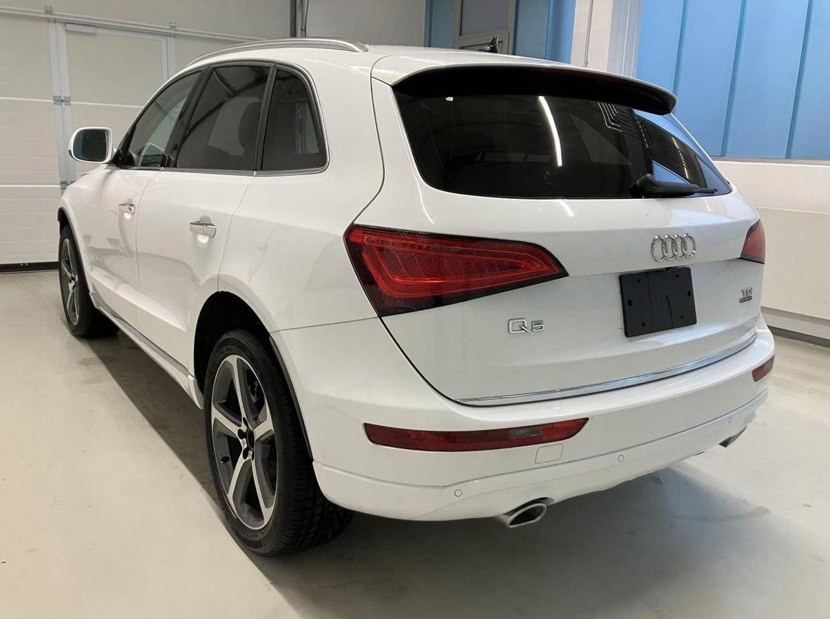 Cubierta Maletero Audi Q5 8R 8R0867979B Usado image 9