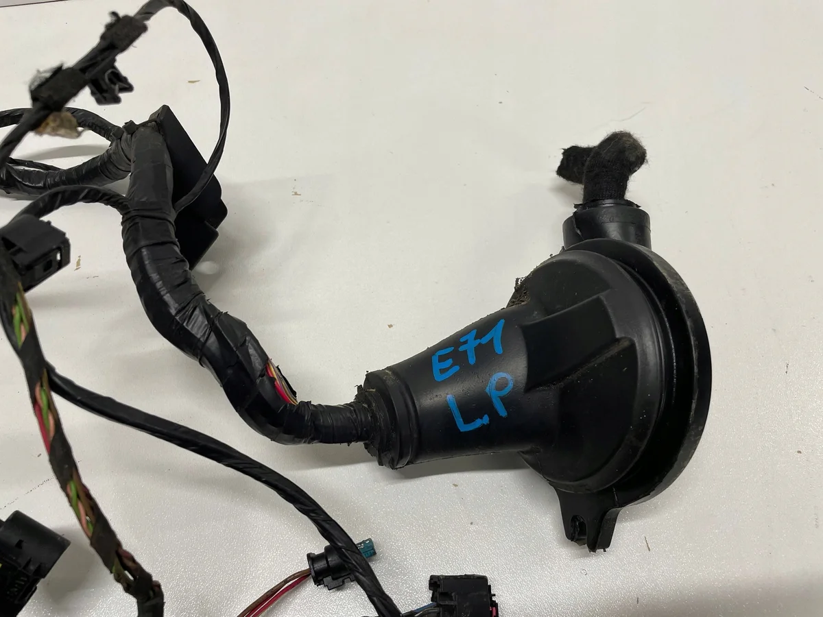 BMW X6 E71 Installation compartiment moteur gauche image 6