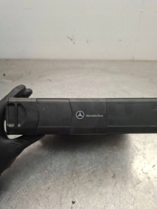 Mercedes-Benz OE A2038209089 begagnad
