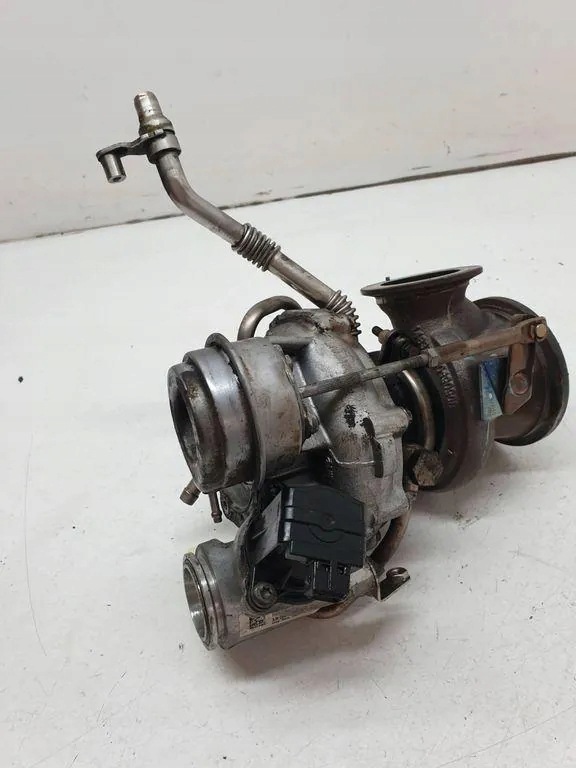Turbolader BMW 5 (F10) 757698508 4.4L 2012 image 3