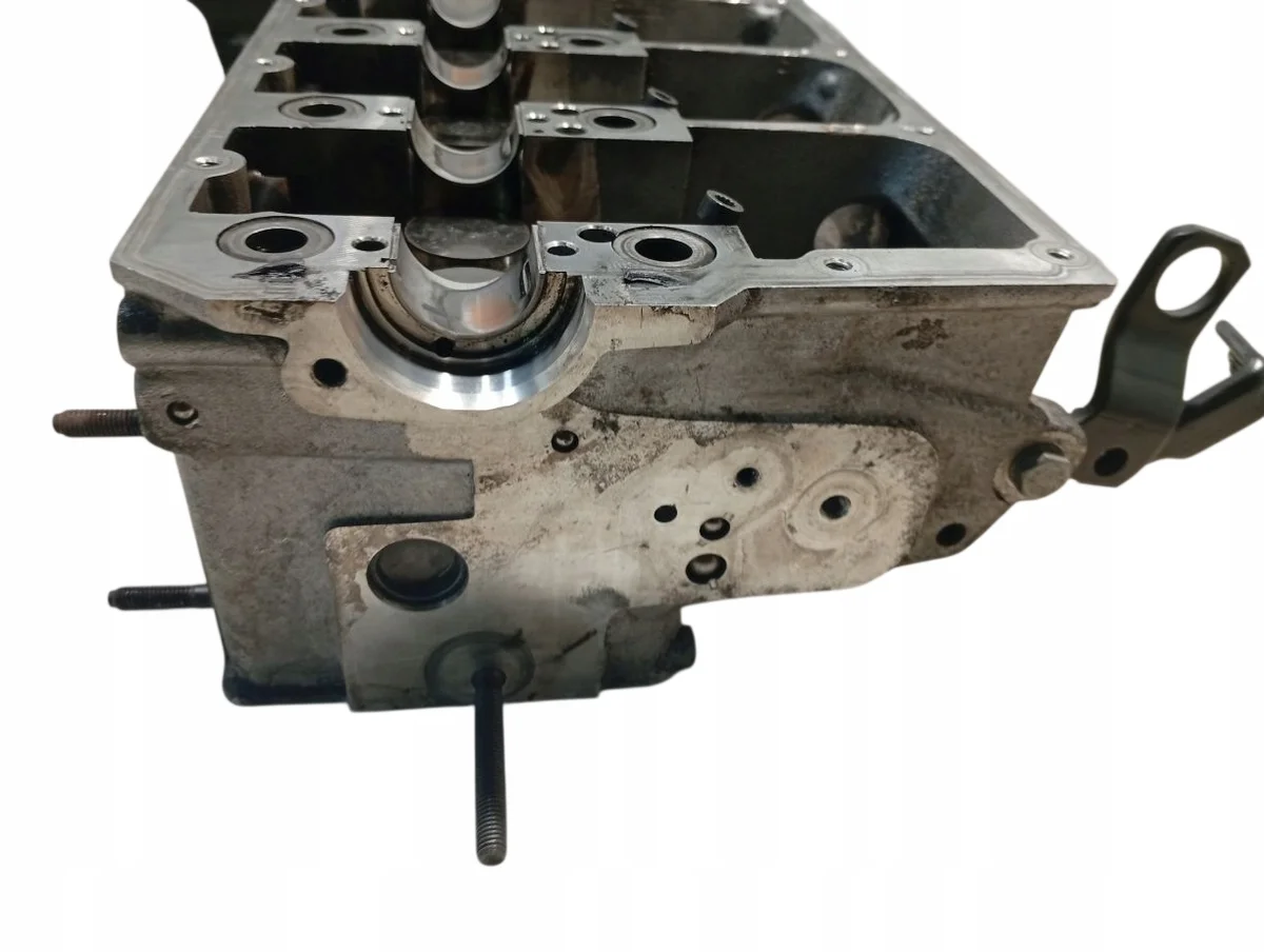 Volkswagen OE 045103373C culasse image 3