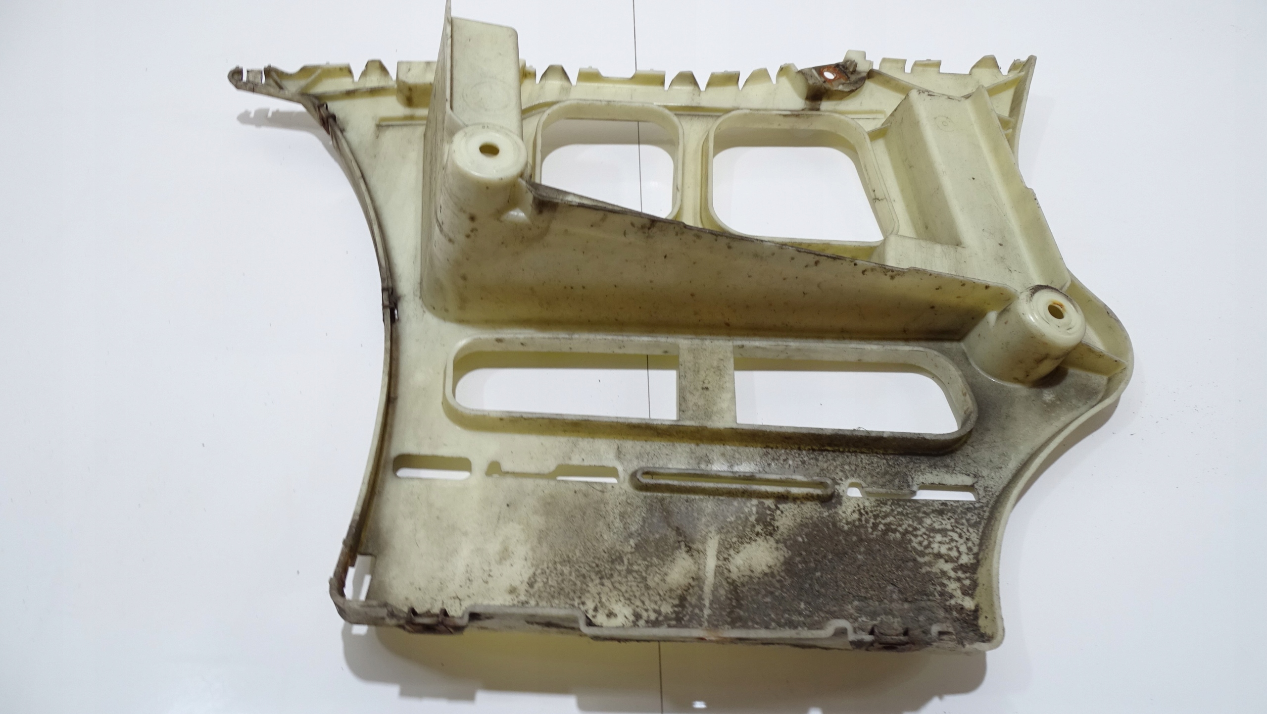 BMW E91 M-Package Left Rear Bumper Slide 7907260