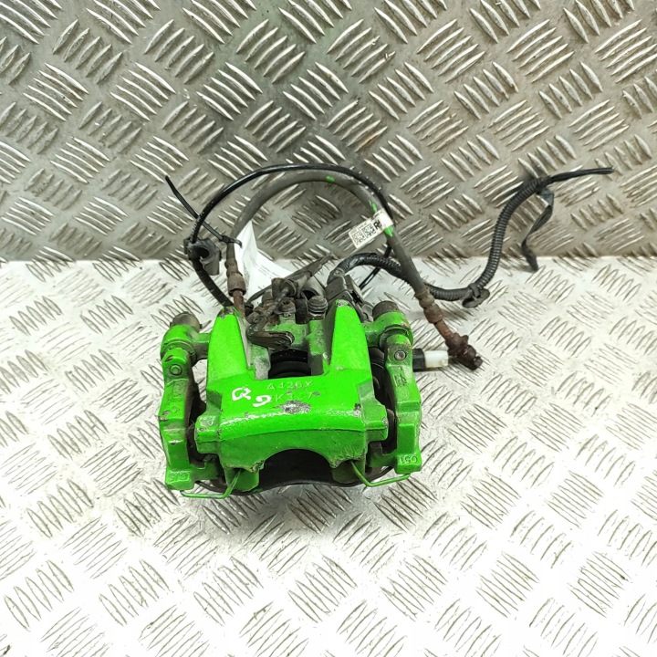 Takajarru puristin oikea VELAR F-PACE GX73-2552-AB