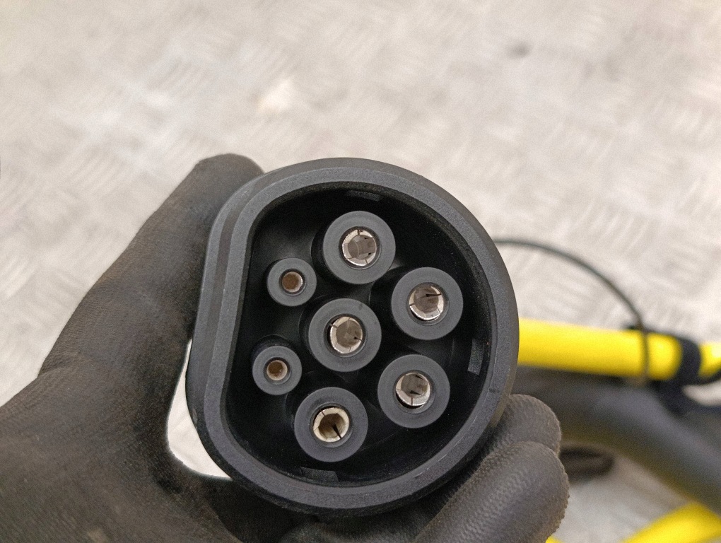 Audi Q4 SUV Batterieladekabel 1EA971639M image 4