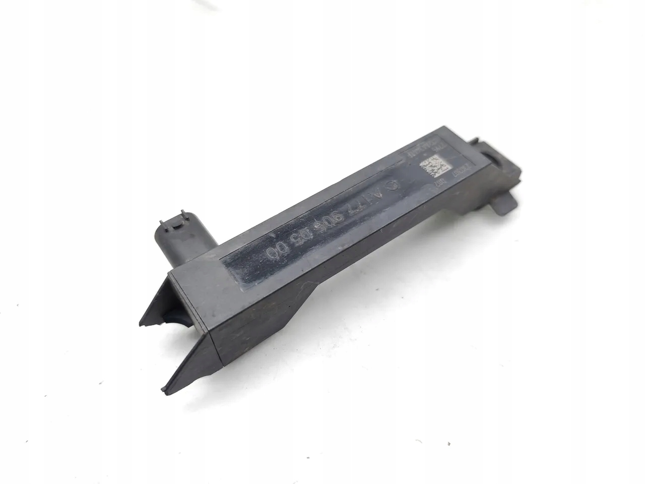 Mercedes-Benz EQB Antenne intern 2024 A1779050500 image 3