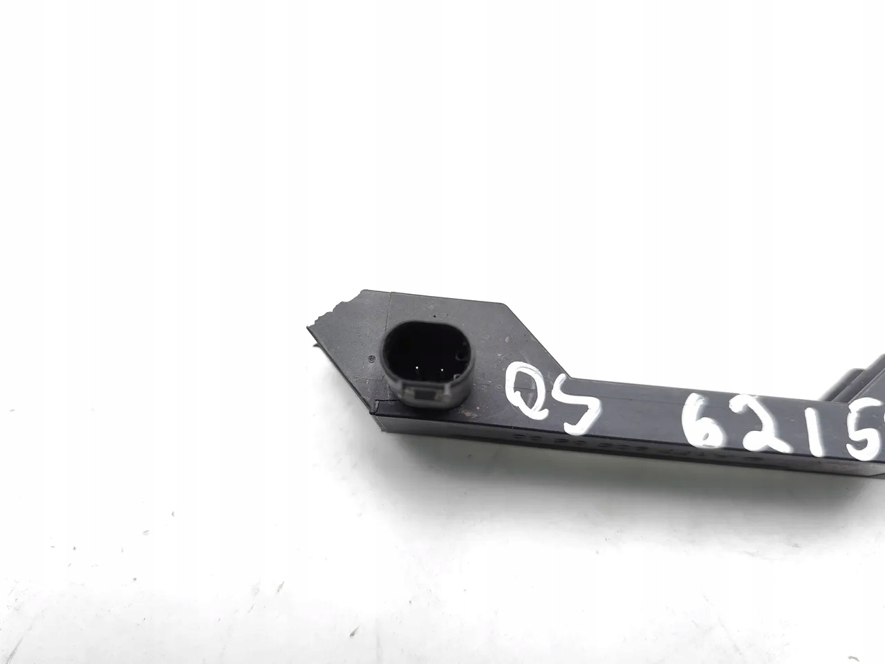 Mercedes-Benz EQB Antenne intern 2024 A1779050500 image 6