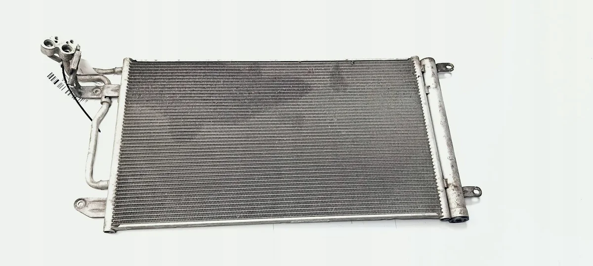 Skoda 6R0816411 Airco Condensor Gebruikt image 4