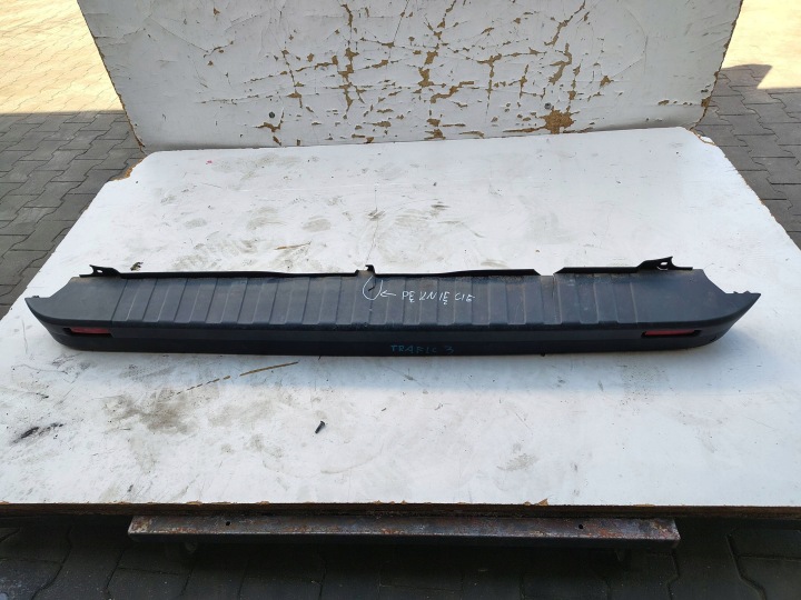 Achterspoiler PDC beschadigd Renault Trafic 3 III