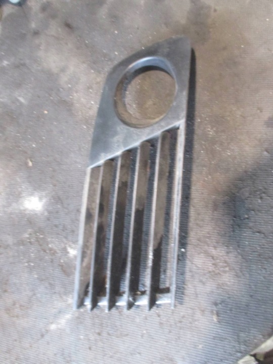 SEAT IBIZA III 6L0 - grille halogen bumper right front