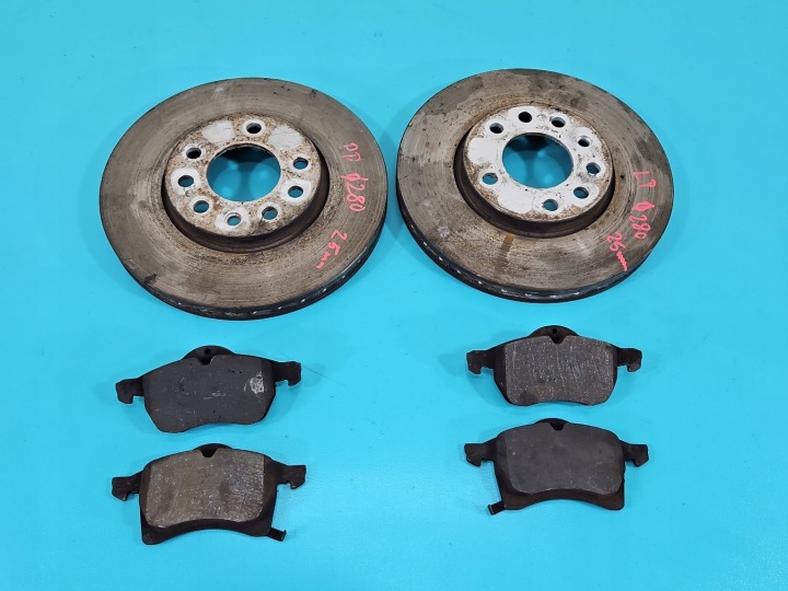 Disques de frein avant plaquettes Opel Astra II G 2.0 DTI