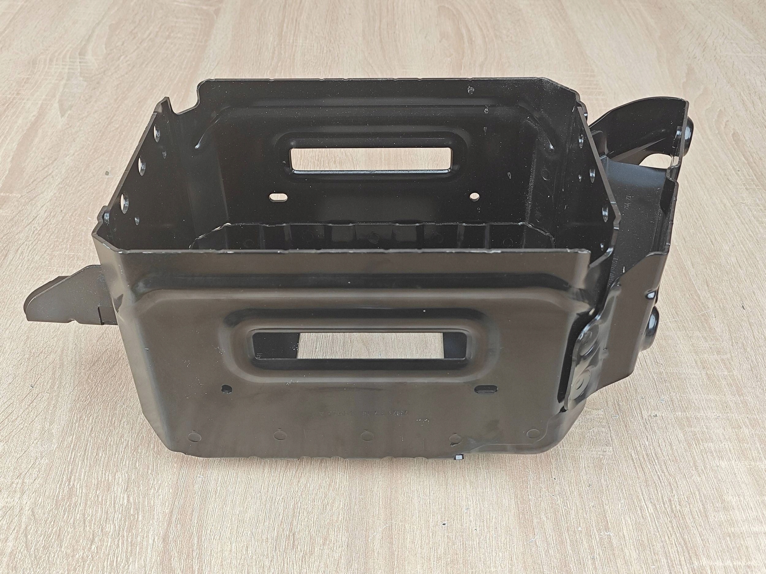 Carcasa Batería BMW X5 G05 G06 G07 OEM 8780794 image 2