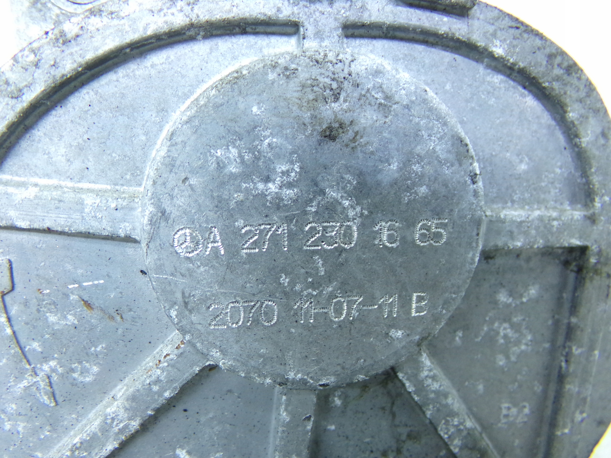 Vakuumpump Mercedes W204 W207 W212 1.8 CGI A2712301665 image 3