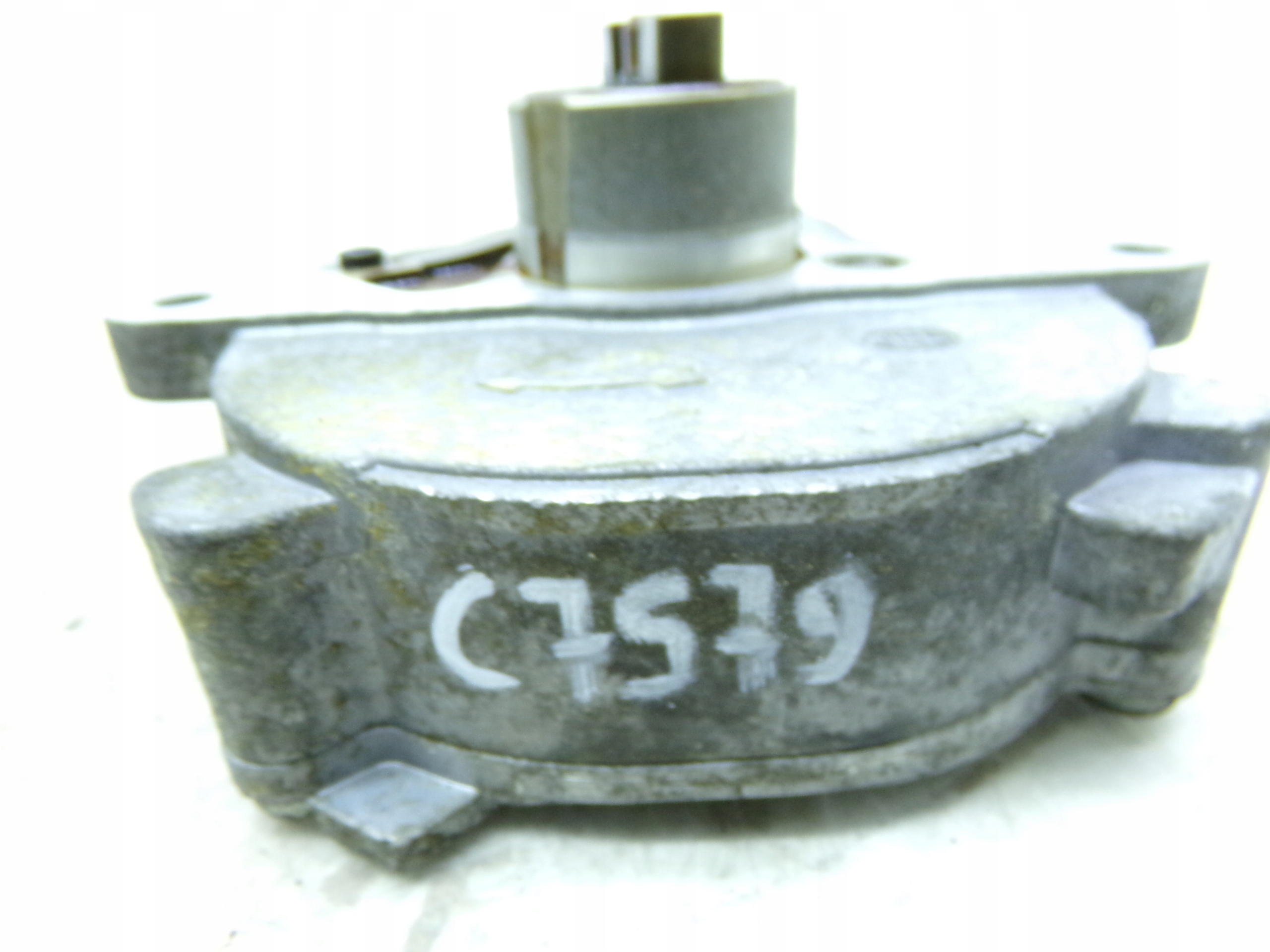 Vakuumpump Mercedes W204 W207 W212 1.8 CGI A2712301665 image 4