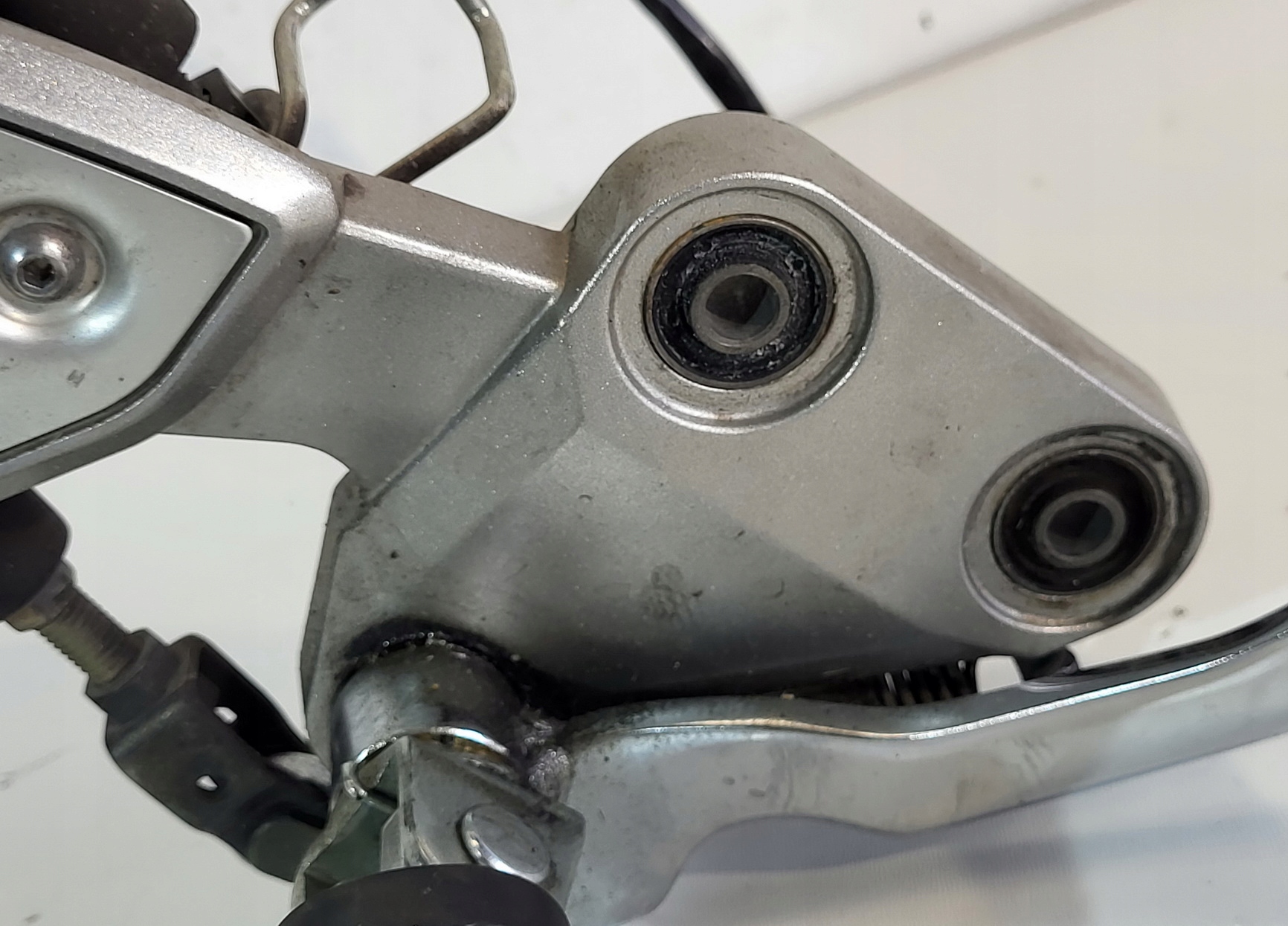 Rechter Vorderarm KOMPLETT Bremshebelpumpe Yamaha FZ1 Fazer 06-15 image 4