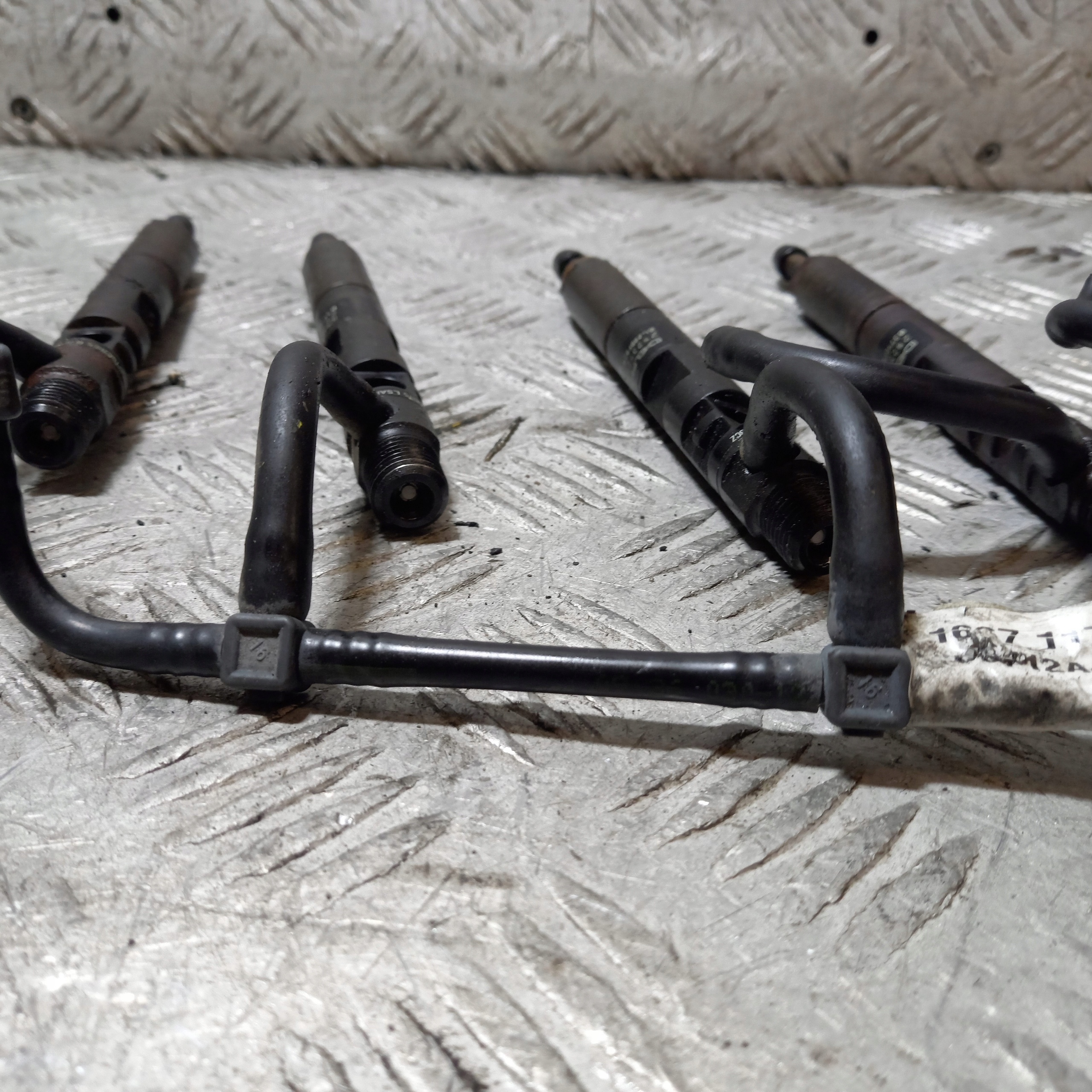 Injecteurs Nissan Micra K12 282372259 image 3
