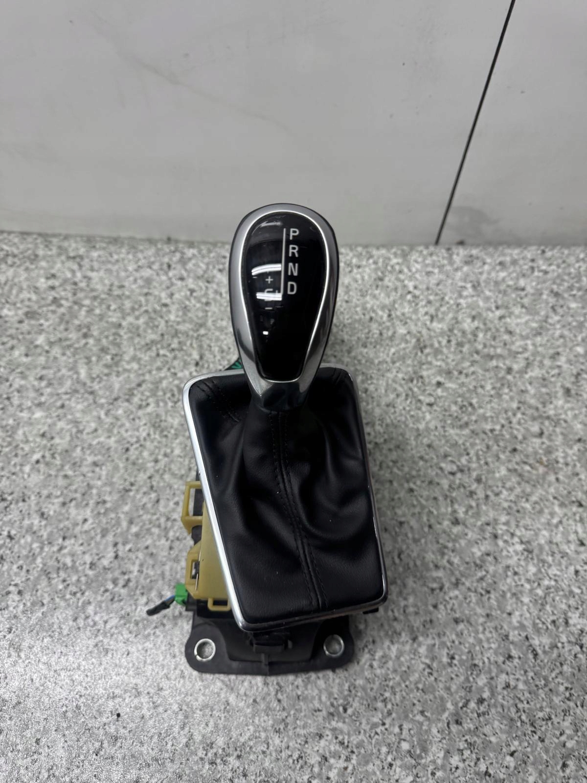 Palanca selectora cambio marchas Volvo V40 II 2012-2018R 31367679 image 2