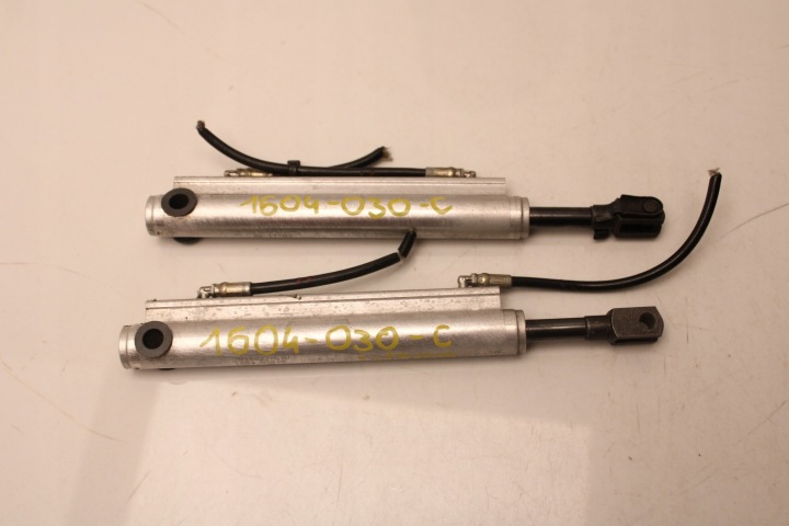 MERCEDES CLK W209 02R- Kattomoottori 1604-030-C