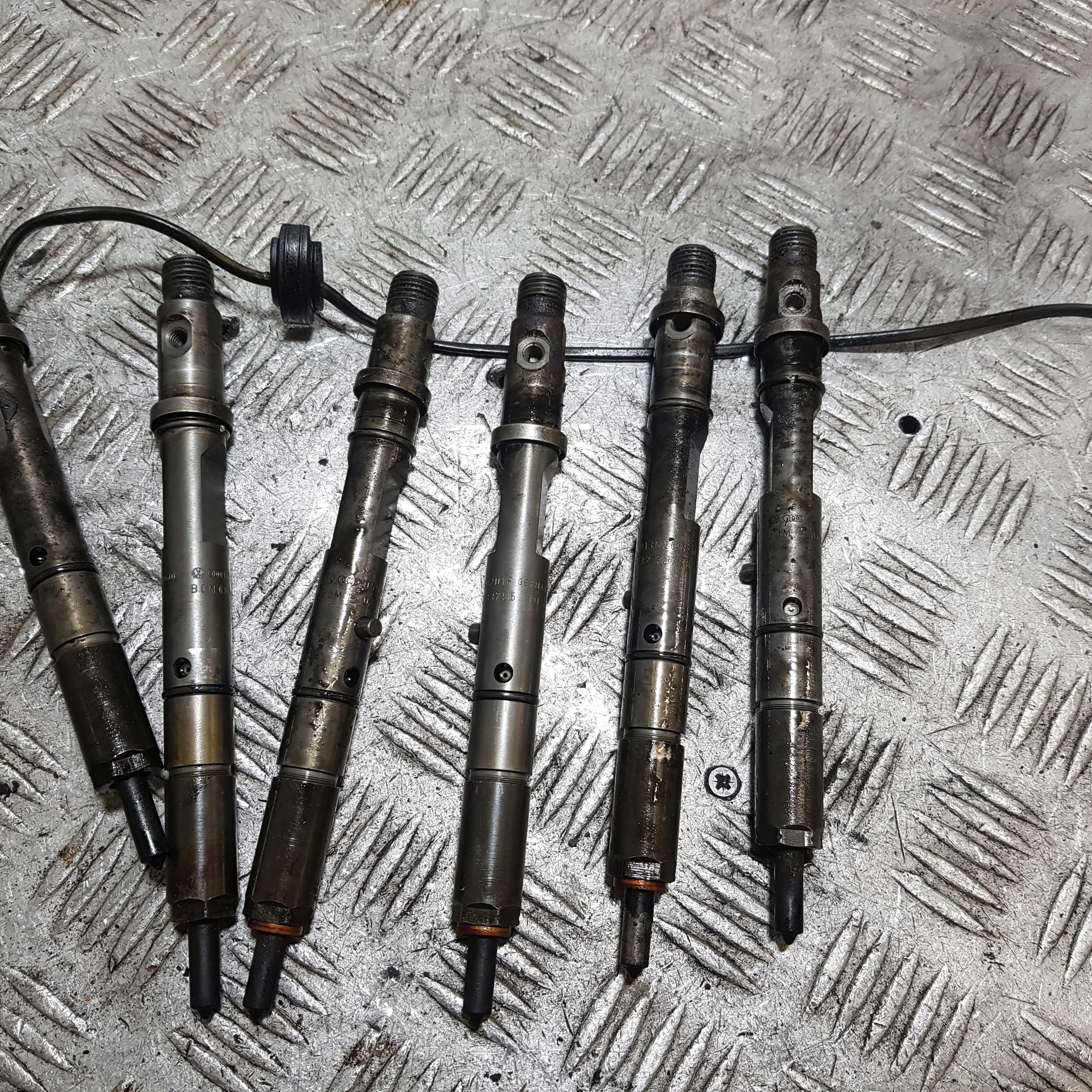 Injecteurs Audi A4 B6 0591300201F image 2