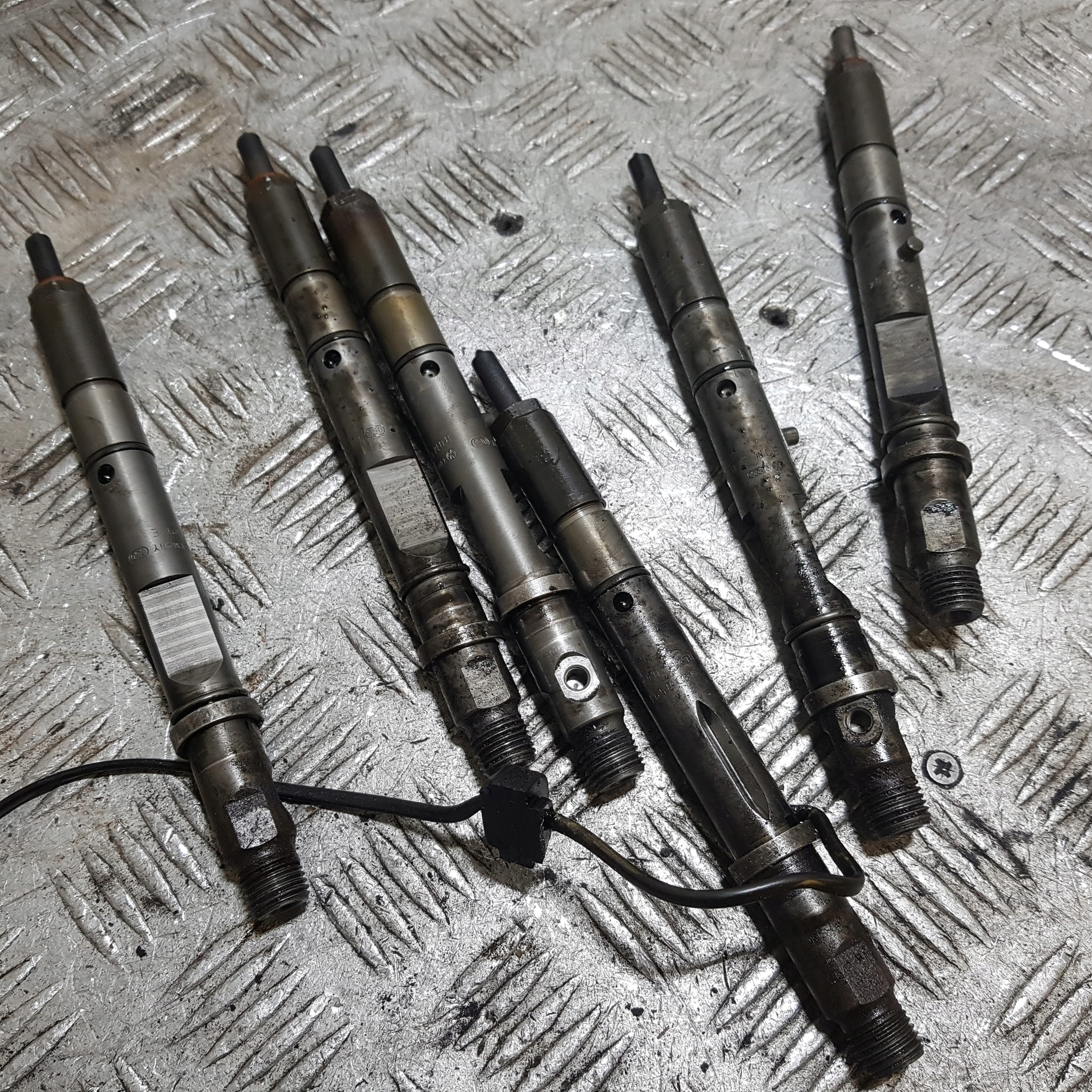 Injecteurs Audi A4 B6 0591300201F image 5